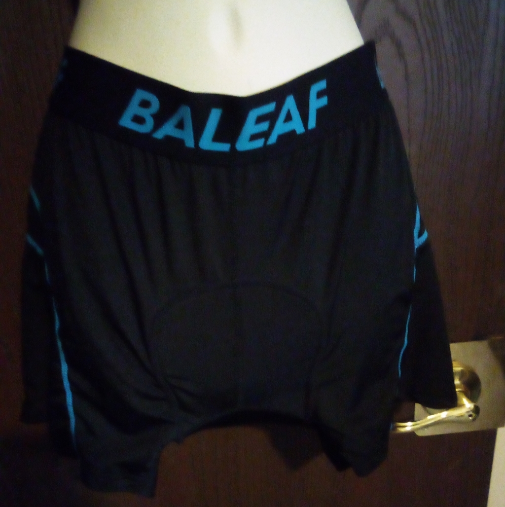 Baleaf Cycling Shorts Size XL